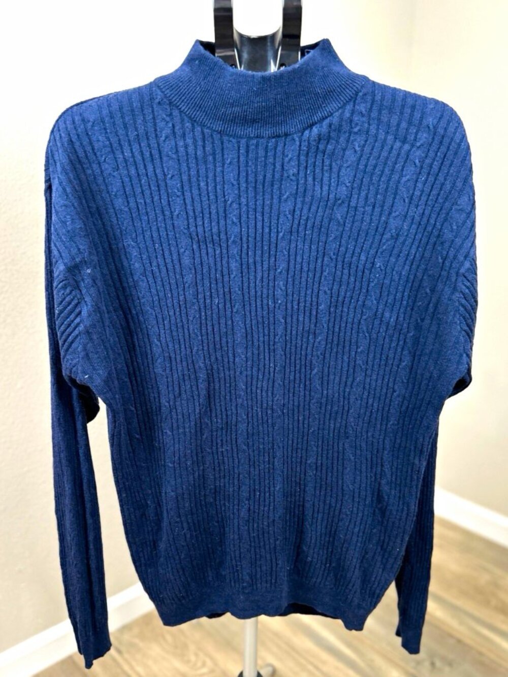 Cutter & Buck Men’s XL Navy 55% Silk Angora Lambswool Mock Neck Sweater